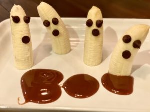 Banana Ghosts Healthy Halloween Snacks